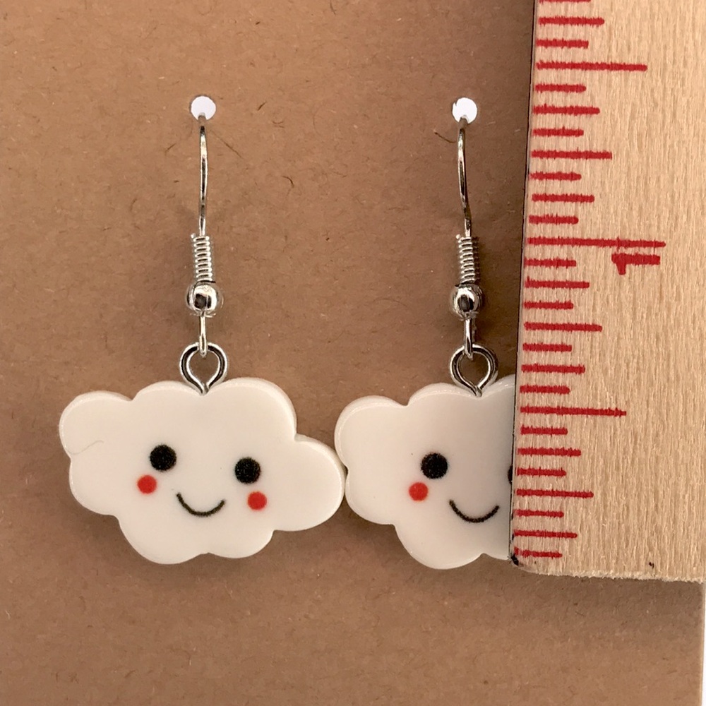 Adorable Cloud Earrings Fashion Jewelry - Picture 2 of 4